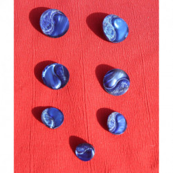 lot de 7 boutons vintage bleus différents diamètres neufs