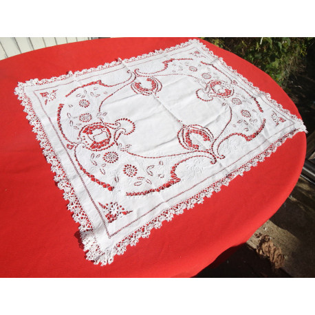 belle nappe broderie richelieu ou renaissance ancienne bord dentelle