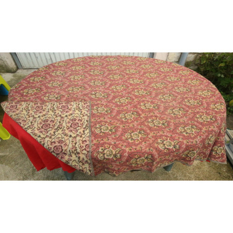 tapis de table ancien épais rectangulaire  decor de bouquets