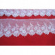 dentelle tres fine blanche ancienne broderie sur tulle 220 x 12 cm